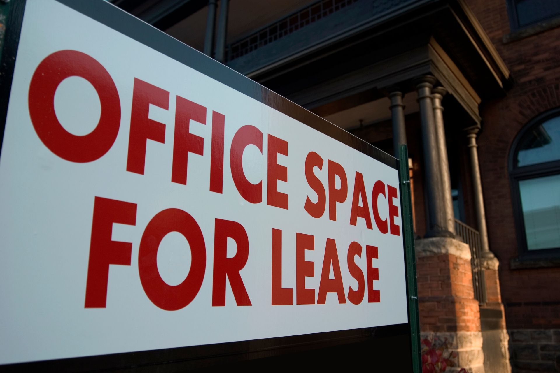 Glasgow office space available for lease