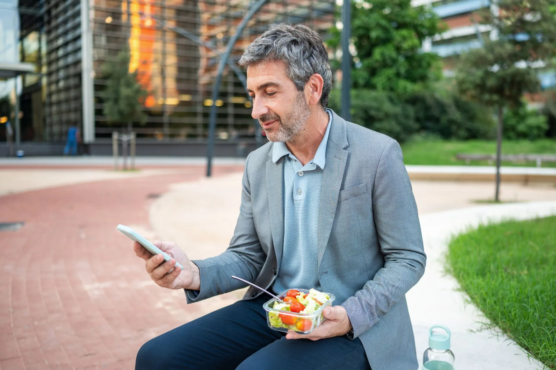 More ways staff choose to spend lunch