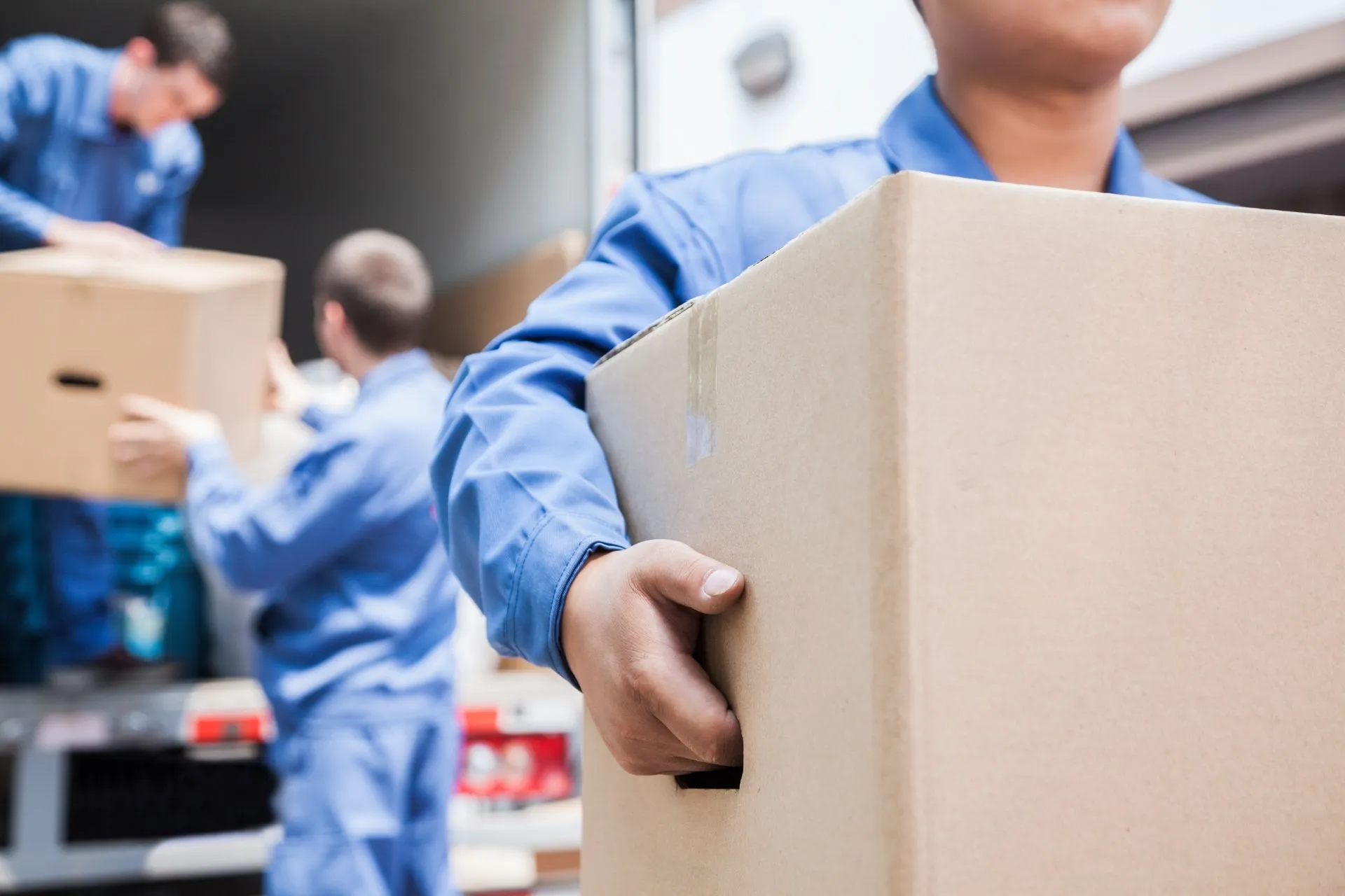 Negotiate Moving Contracts and Services