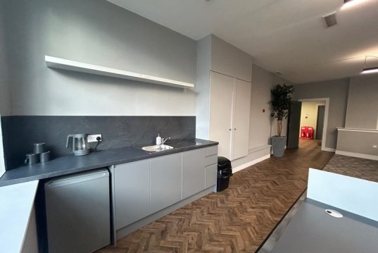 Kollabhhouse-Suite4-3