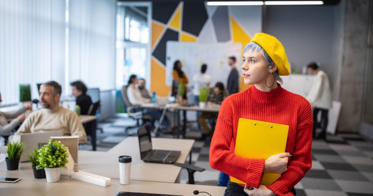 What Are the Benefits of Coworking vs Private Space for Networking